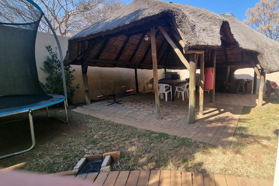 4 Bedroom Property for Sale in Fishers Hill Gauteng