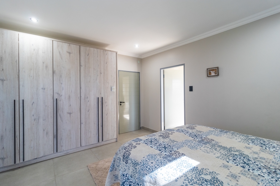 To Let 6 Bedroom Property for Rent in Savannah Country Estate Gauteng