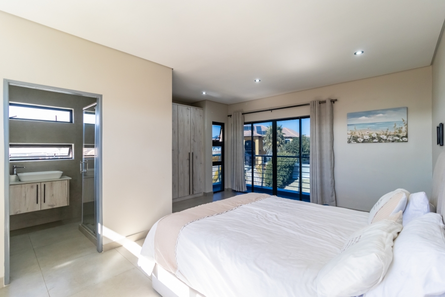 To Let 6 Bedroom Property for Rent in Savannah Country Estate Gauteng