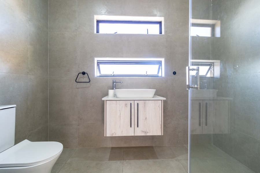 To Let 6 Bedroom Property for Rent in Savannah Country Estate Gauteng