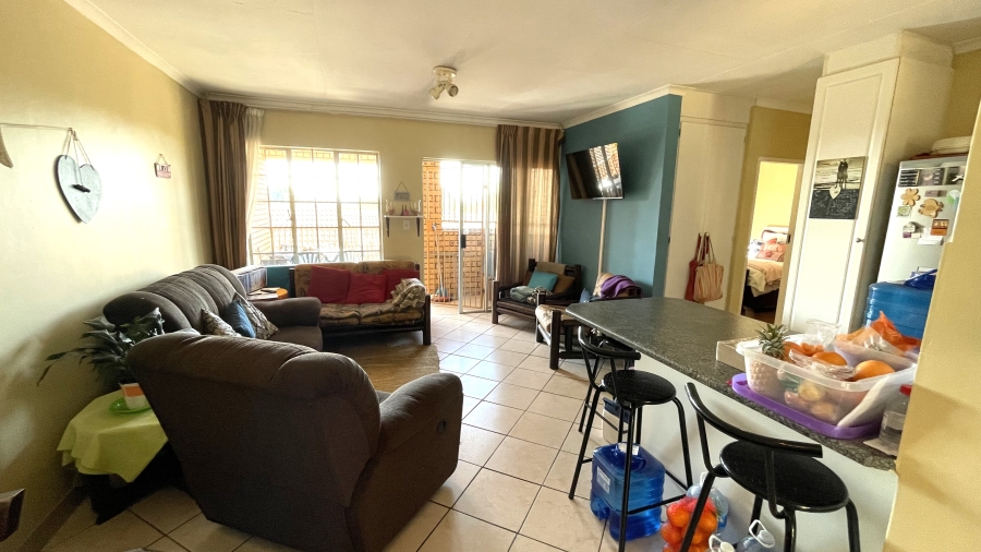 2 Bedroom Property for Sale in Magalieskruin Gauteng
