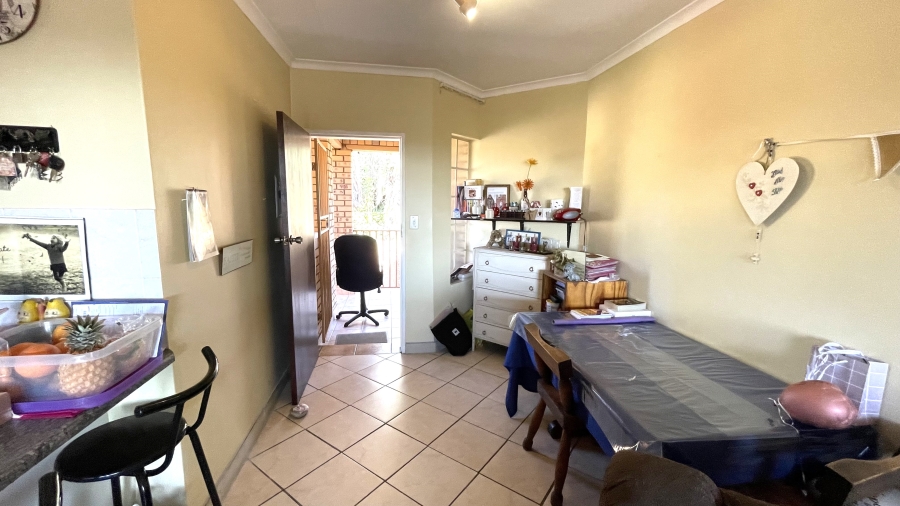 2 Bedroom Property for Sale in Magalieskruin Gauteng