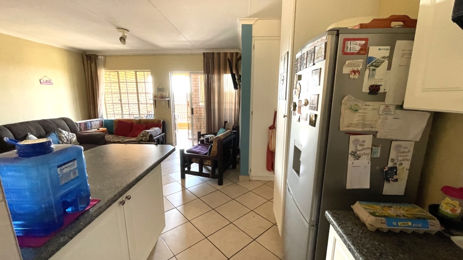 2 Bedroom Property for Sale in Magalieskruin Gauteng