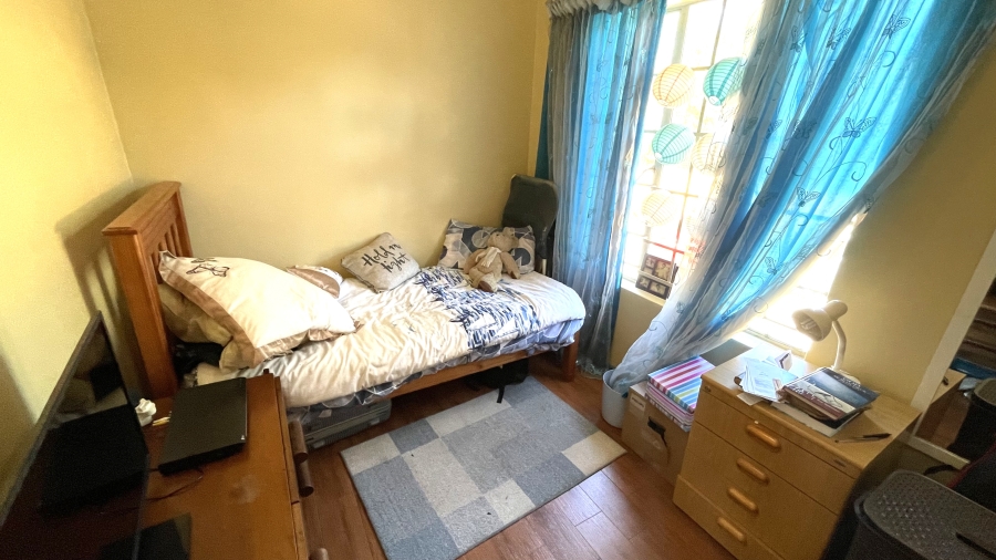 2 Bedroom Property for Sale in Magalieskruin Gauteng