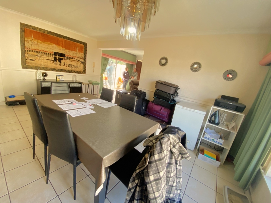 3 Bedroom Property for Sale in Helderkruin Gauteng