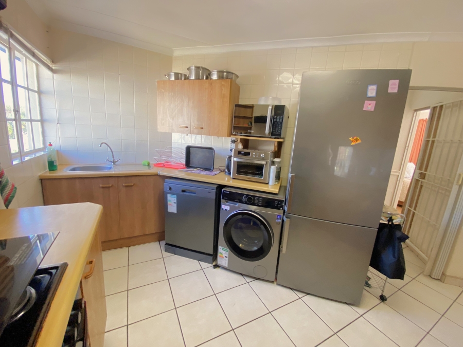 3 Bedroom Property for Sale in Helderkruin Gauteng