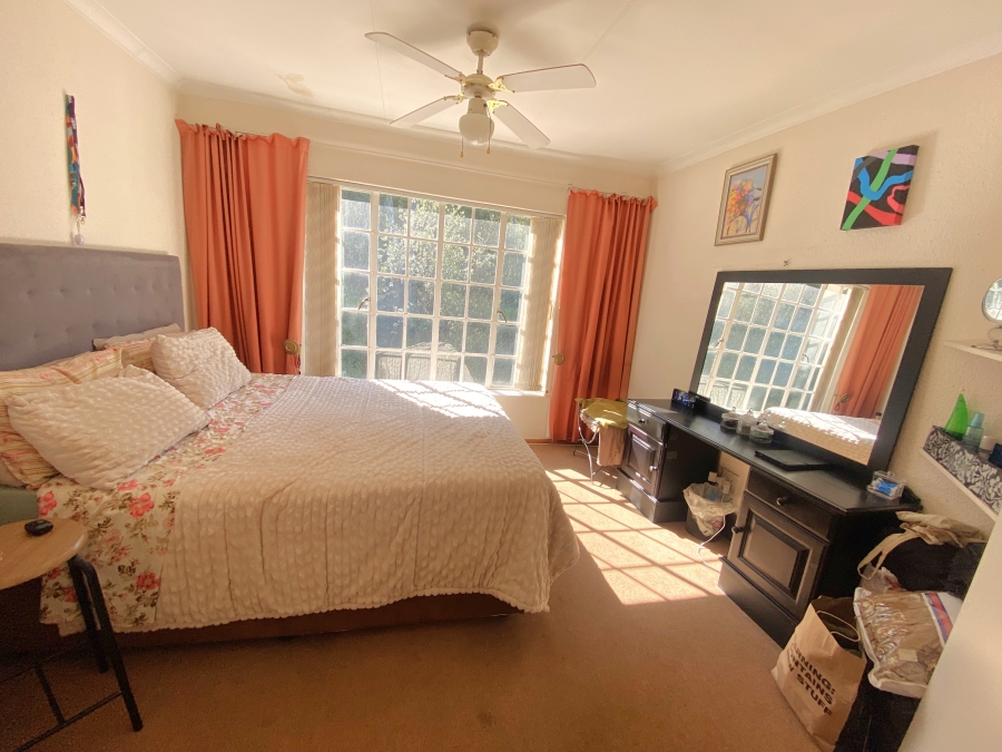 3 Bedroom Property for Sale in Helderkruin Gauteng