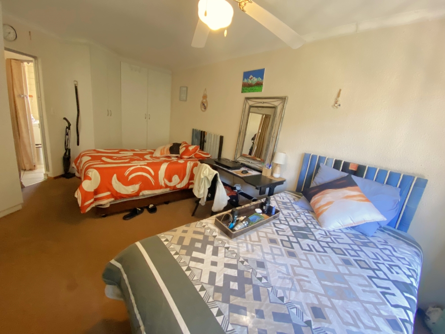 3 Bedroom Property for Sale in Helderkruin Gauteng