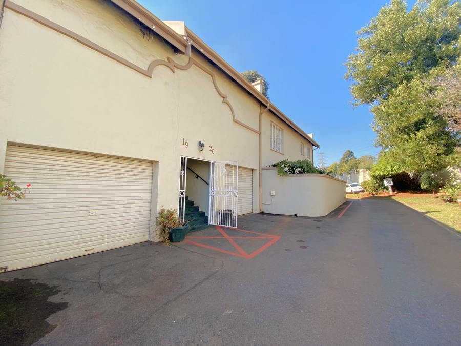 3 Bedroom Property for Sale in Helderkruin Gauteng