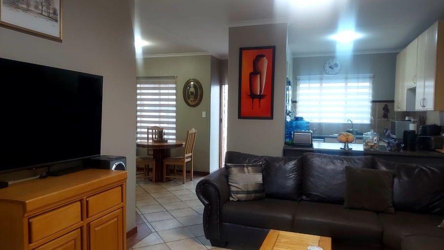 2 Bedroom Property for Sale in Equestria Gauteng