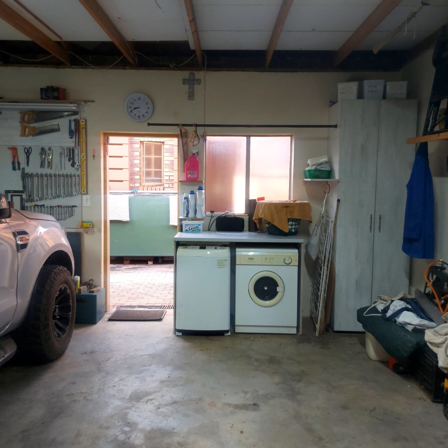 2 Bedroom Property for Sale in Equestria Gauteng