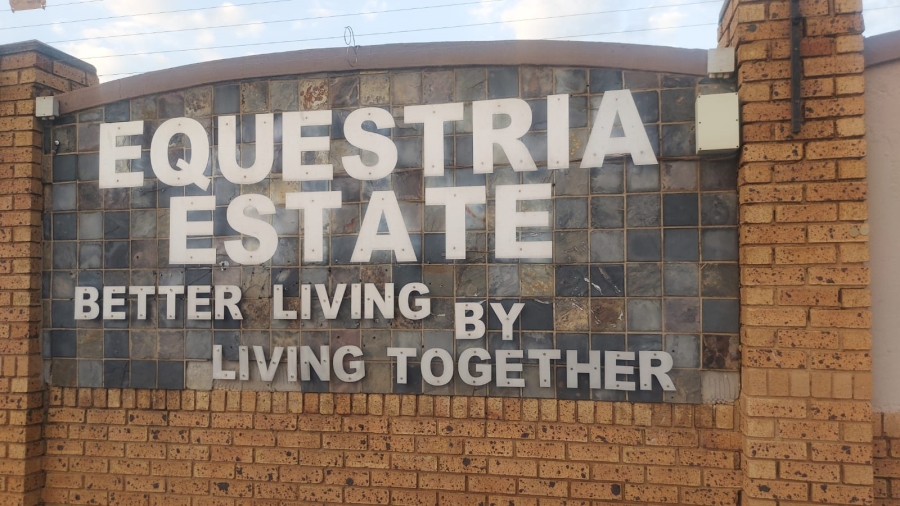 2 Bedroom Property for Sale in Equestria Gauteng