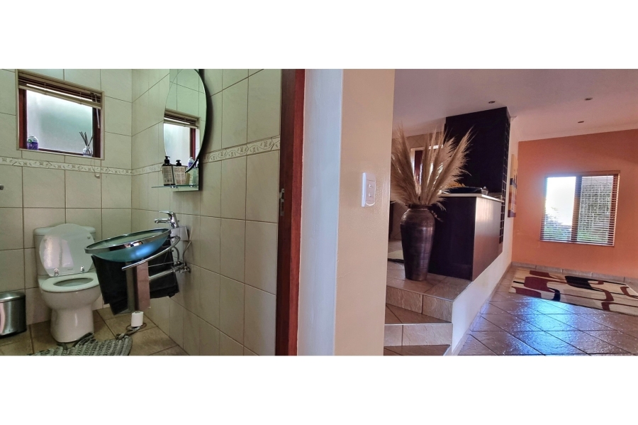 To Let 3 Bedroom Property for Rent in Mulbarton Gauteng