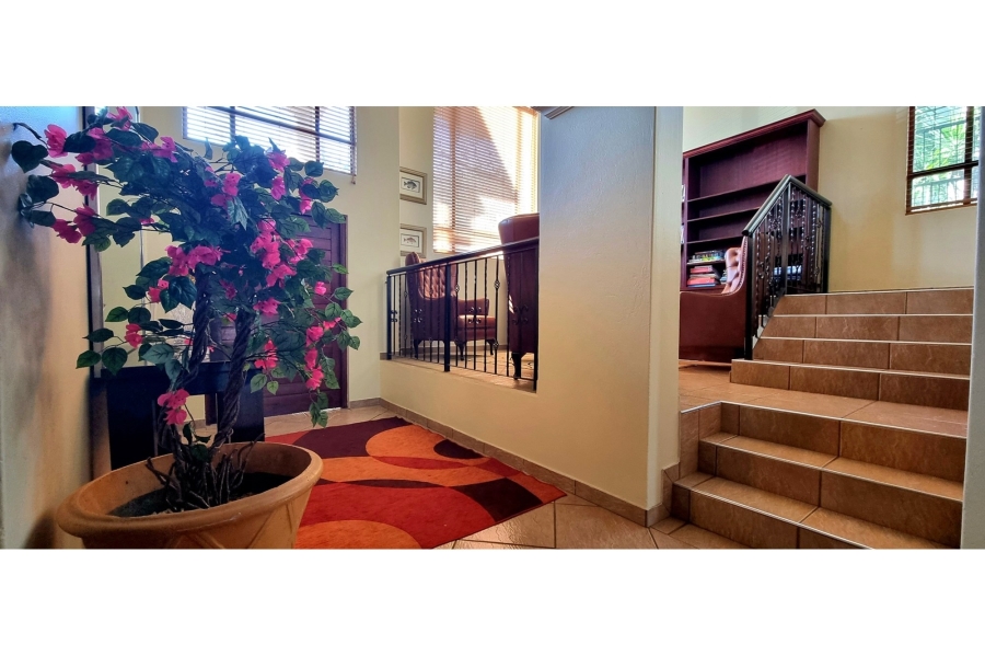 To Let 3 Bedroom Property for Rent in Mulbarton Gauteng