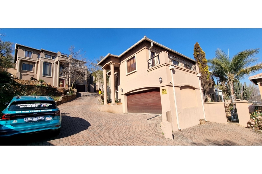 To Let 3 Bedroom Property for Rent in Mulbarton Gauteng