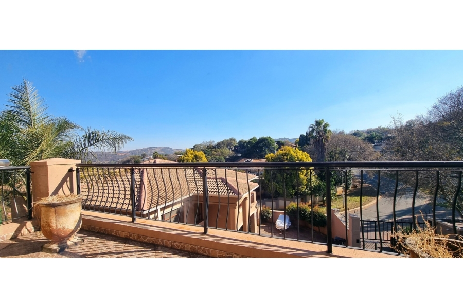 To Let 3 Bedroom Property for Rent in Mulbarton Gauteng