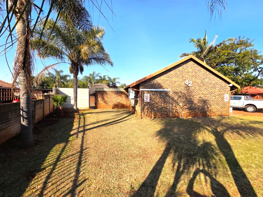 3 Bedroom Property for Sale in Hesteapark Gauteng