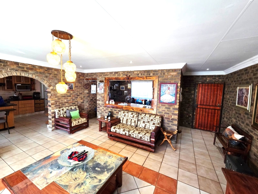 3 Bedroom Property for Sale in Hesteapark Gauteng
