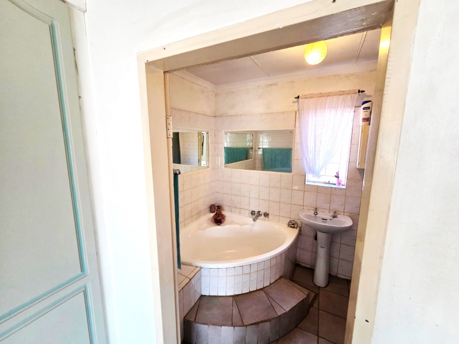 3 Bedroom Property for Sale in Hesteapark Gauteng