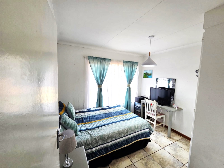 3 Bedroom Property for Sale in Hesteapark Gauteng