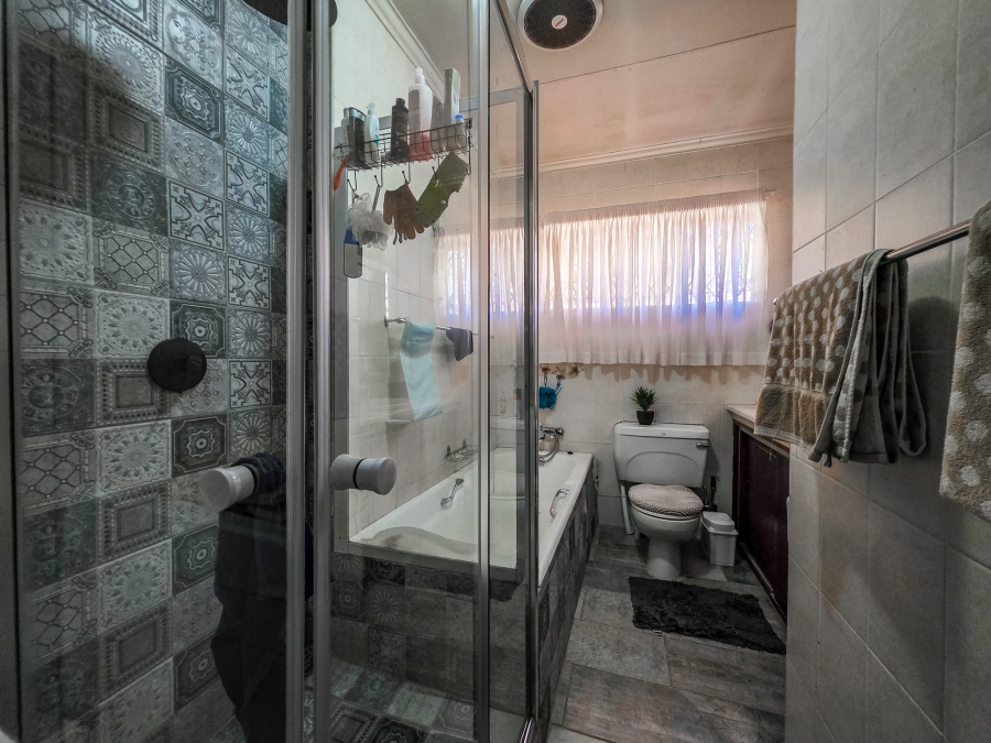 3 Bedroom Property for Sale in Villieria Gauteng