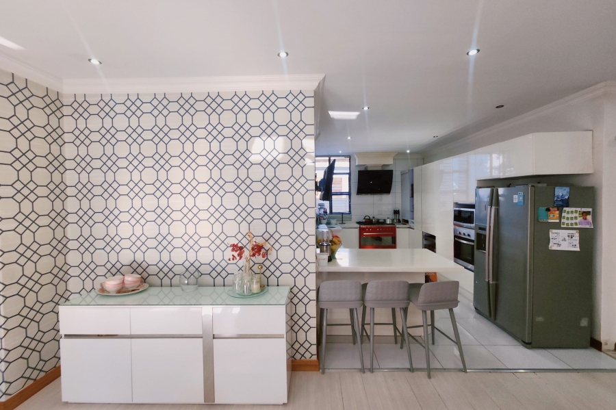 6 Bedroom Property for Sale in Brooklands Lifestyle Estate Gauteng