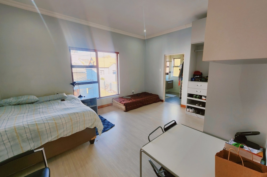 6 Bedroom Property for Sale in Brooklands Lifestyle Estate Gauteng