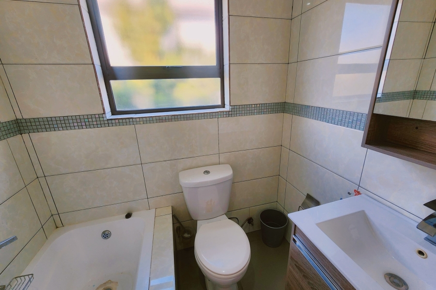 6 Bedroom Property for Sale in Brooklands Lifestyle Estate Gauteng