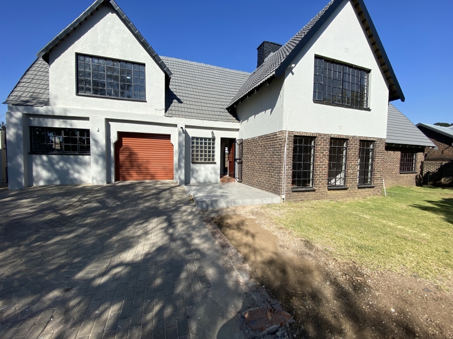 6 Bedroom Property for Sale in Freeway Park Gauteng