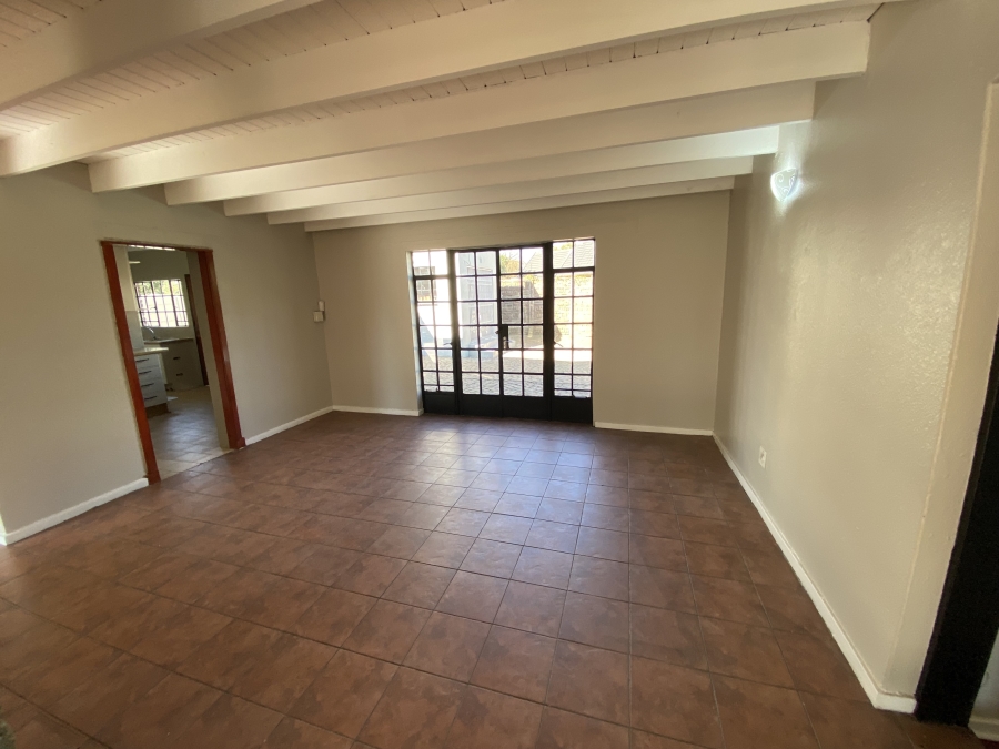 6 Bedroom Property for Sale in Freeway Park Gauteng