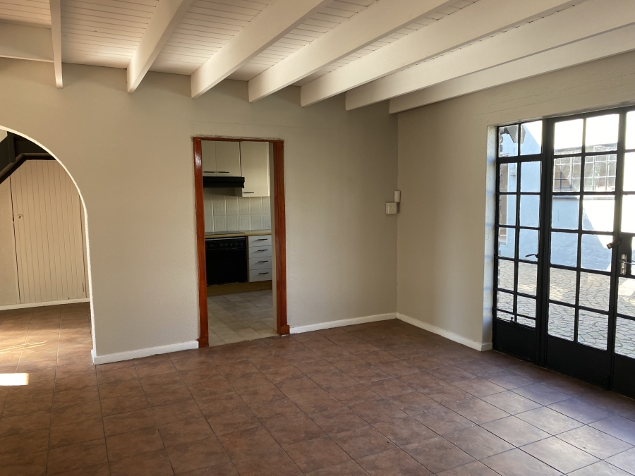 6 Bedroom Property for Sale in Freeway Park Gauteng