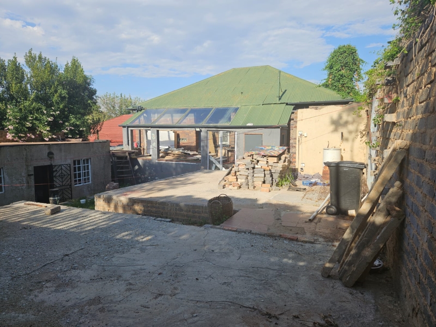 5 Bedroom Property for Sale in Kensington Gauteng