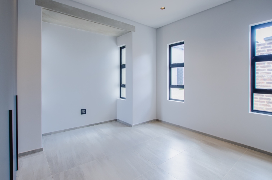 2 Bedroom Property for Sale in Sable Hills Gauteng