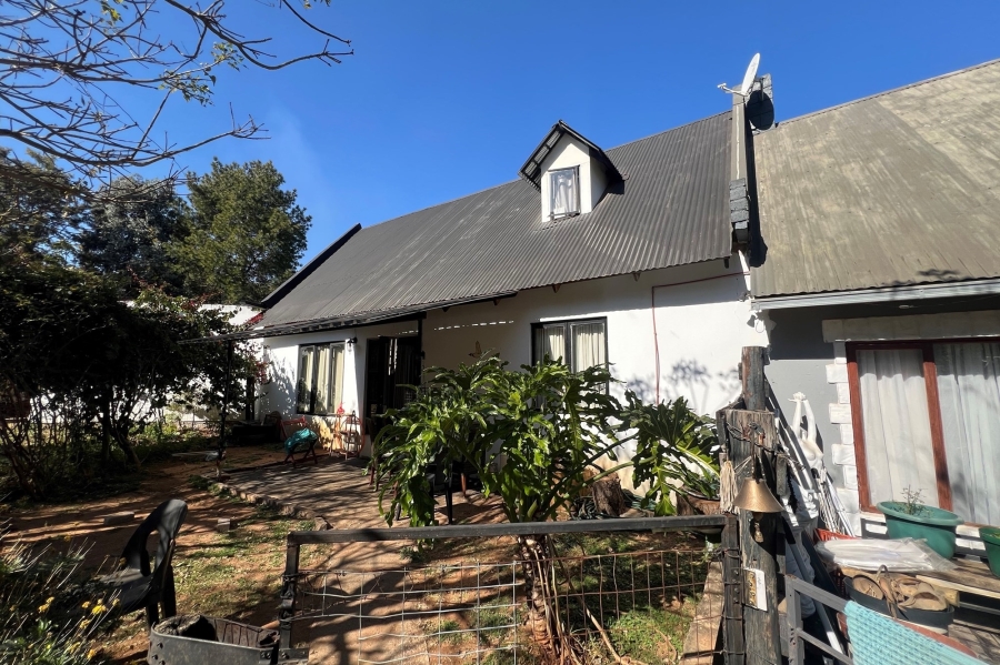 16 Bedroom Property for Sale in Glen Austin Gauteng