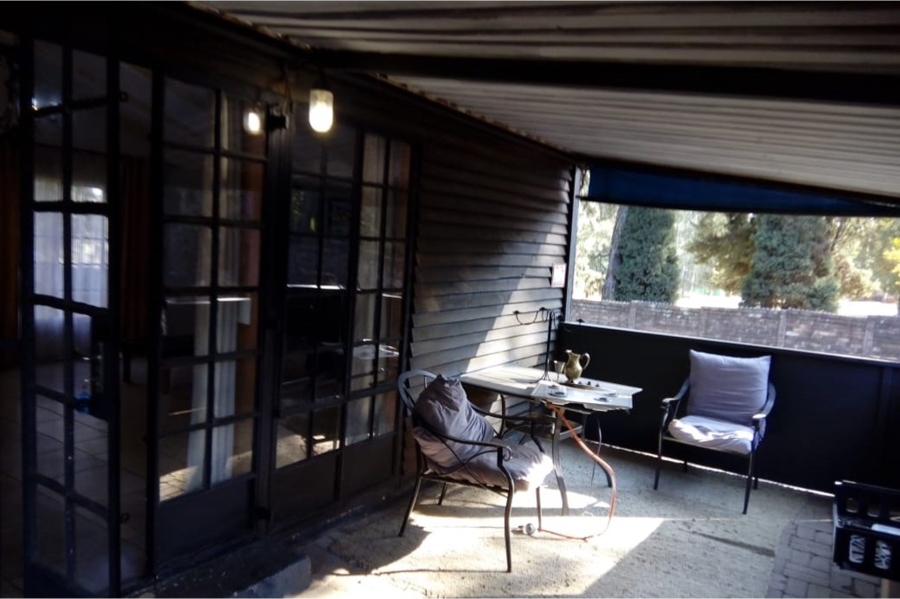 16 Bedroom Property for Sale in Glen Austin Gauteng