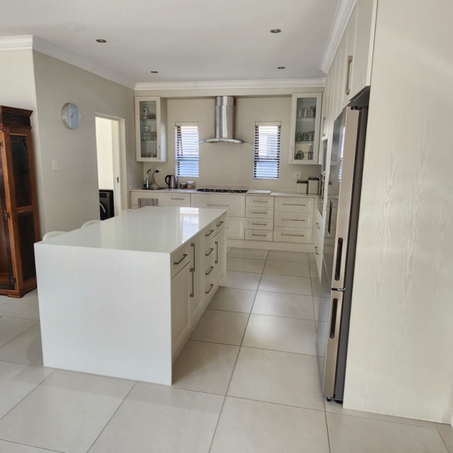 5 Bedroom Property for Sale in Brentwood Park Gauteng