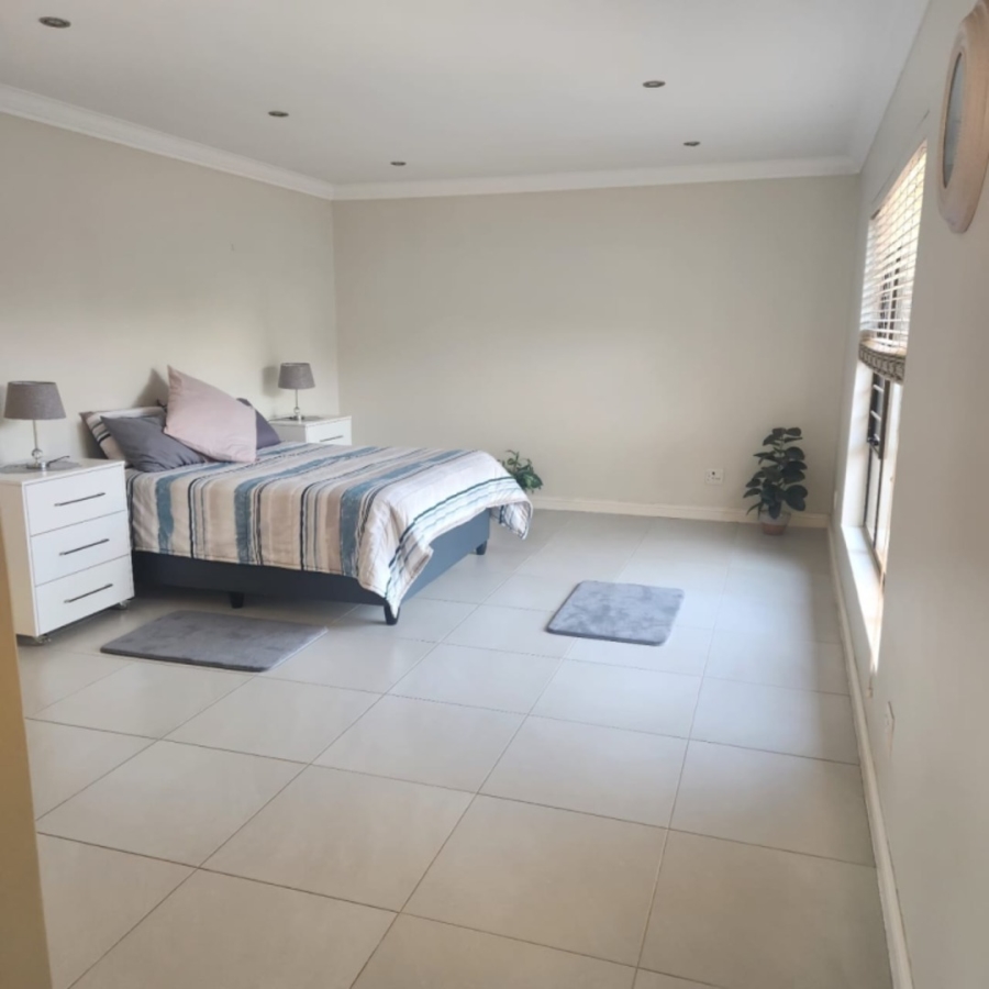 5 Bedroom Property for Sale in Brentwood Park Gauteng