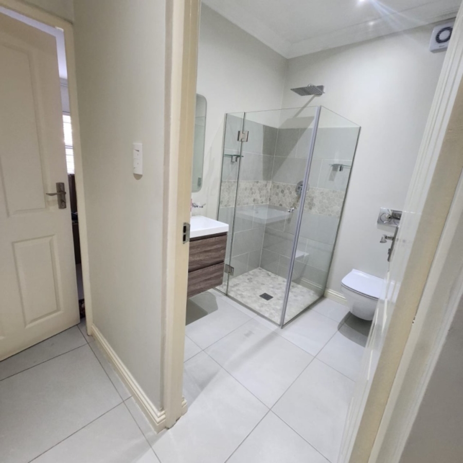 5 Bedroom Property for Sale in Brentwood Park Gauteng