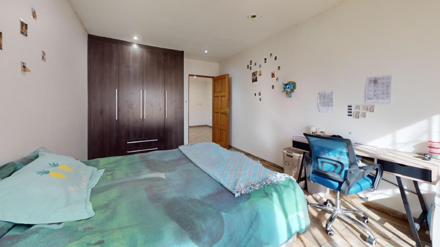 4 Bedroom Property for Sale in Parkrand Gauteng