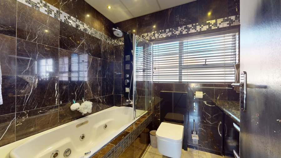 3 Bedroom Property for Sale in Sunward Park Gauteng