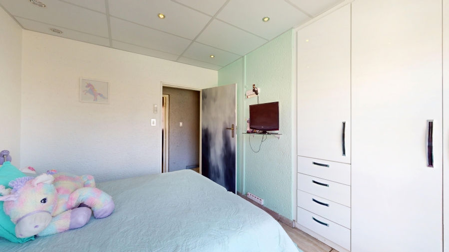 3 Bedroom Property for Sale in Sunward Park Gauteng