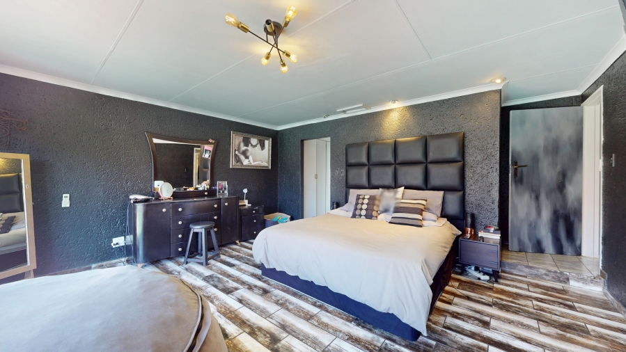 3 Bedroom Property for Sale in Sunward Park Gauteng