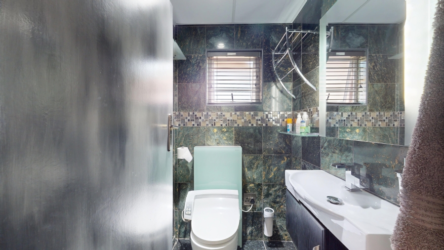 3 Bedroom Property for Sale in Sunward Park Gauteng