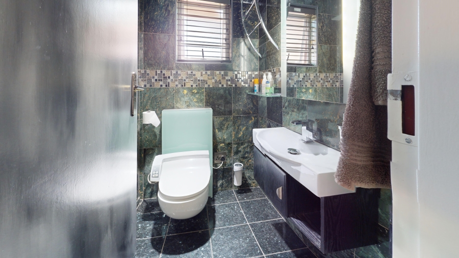 3 Bedroom Property for Sale in Sunward Park Gauteng