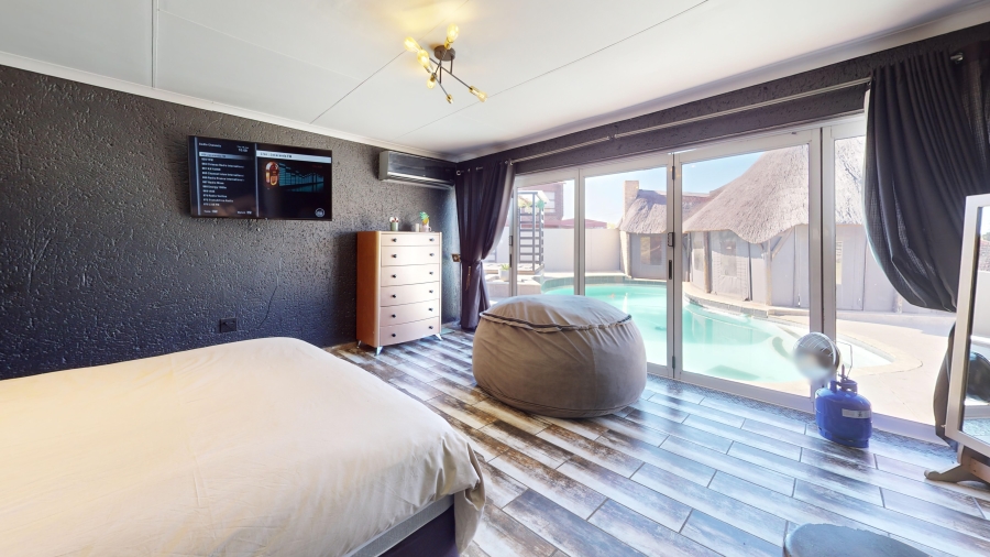 3 Bedroom Property for Sale in Sunward Park Gauteng
