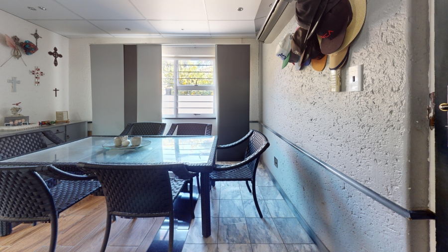 3 Bedroom Property for Sale in Sunward Park Gauteng
