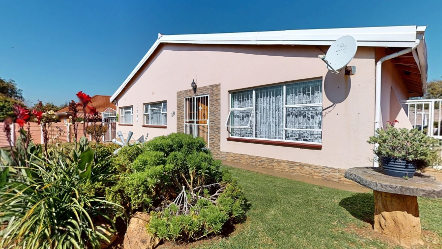 3 Bedroom Property for Sale in Witfield Gauteng