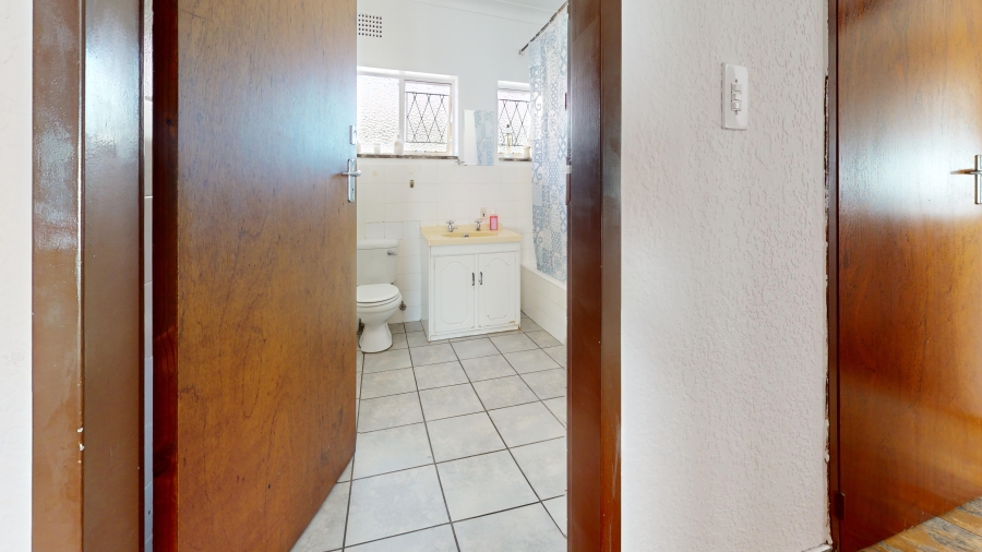 3 Bedroom Property for Sale in Dayanglen Gauteng