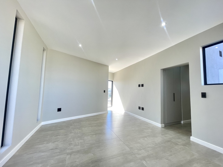 4 Bedroom Property for Sale in Midstream Heights Gauteng