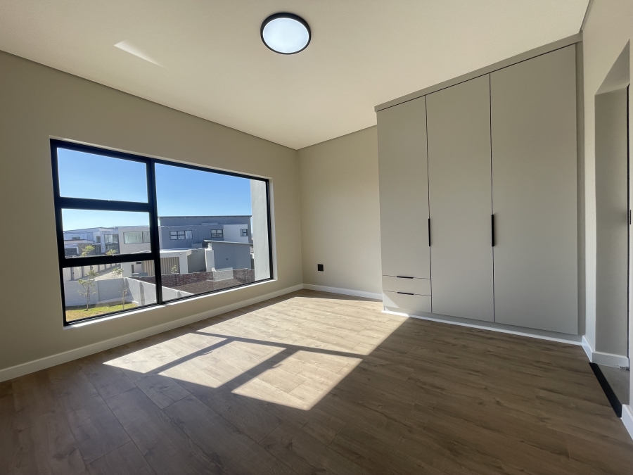 4 Bedroom Property for Sale in Midstream Heights Gauteng
